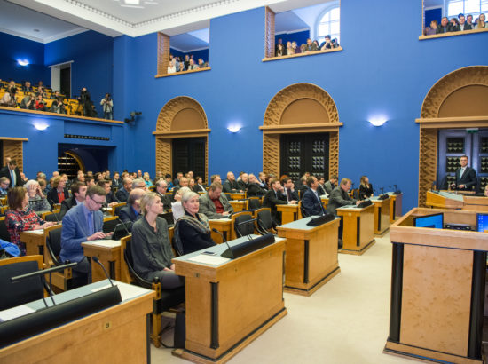 Riigikogu täiskogu istung, peaministri umbusaldamine, 9. november 2016